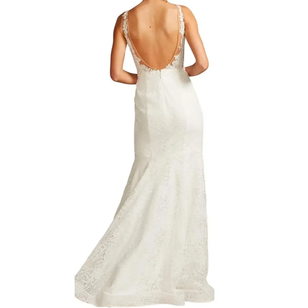 Melissa Sweet Ivory Lace V-Neck Trumpet Wedding Gown - Picture 16 of 16